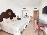 Triple room with balcony