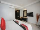 Superior room with pool view