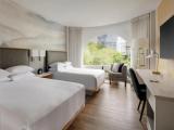 Standard Quadruple room with park view