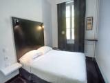 Standard Sextuple Family room