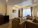 Deluxe Suite with balcony