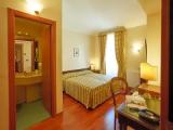 Standard room with city view