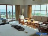 Grand room