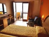 Triple room with balcony