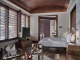1 Bedroom Premier Club Suite with pool view