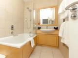 Standard Triple room with garden view