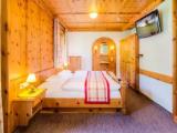 Comfort Double room with balcony and with mountain view