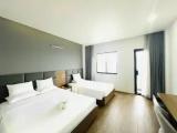 Premier Triple room with city view