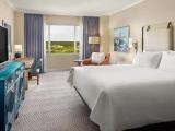 Deluxe Quadruple room with street view