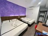 4 Bedrooms Standard Family room