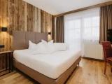 Classic Double room with balcony and with mountain view