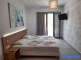 1 Bedroom Standard Family room with mountain view