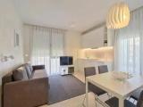 3 Bedrooms Apartment