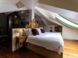 Suite with balcony