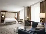 1 Bedroom Double Club Junior Suite