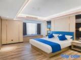 1 Bedroom Suite