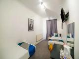 Standard Sextuple room