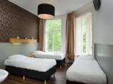 Standard Triple room with canal view
