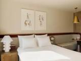 Standard room with city view