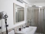 Classic Triple room with partial sea view