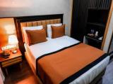 Standard Double room with city view