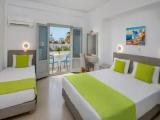 Standard Triple room with balcony