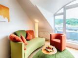 Single Suite with city view