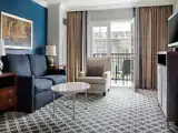 1 Bedroom Deluxe Double Suite