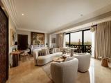 Suite with city view