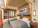 Standard Twin room with garden view