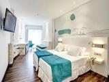 Triple room with sea view