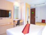 Deluxe Double room with pool view
