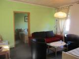 2 Bedrooms Standard Family room with garden view