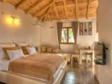 2 Bedrooms Triple Cottage with pool view