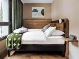Standard room with mountain view