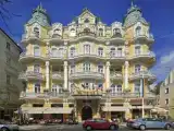 Deluxe Suite with balcony and with city view