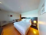 Deluxe room with water view