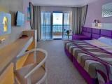 Deluxe Family room with sea view