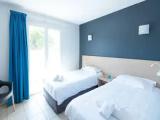 Sextuple Apartment