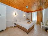 Standard Quintuple room