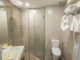 1 Bedroom Deluxe Double room with partial ocean view