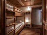 Superior room with balcony and with mountain view