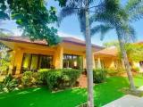 2 Bedrooms Villa