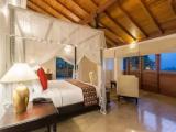 Luxury Suite with balcony