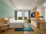 Quadruple Family Suite with land view
