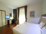 Superior room with city view