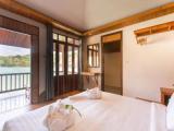 Superior Cottage