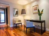 Deluxe Double room with city view