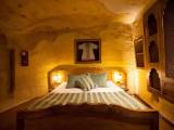 Royal Cave Suite