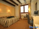 Superior room with canal view